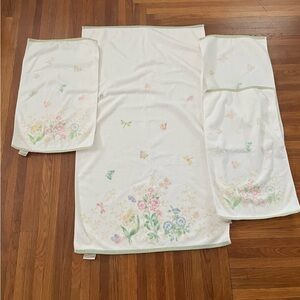 Vintage Lenox Cream Floral & Butterfly Cotton Towel Set